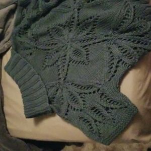 Daytrip Women's Short Sleeve Cunky Turtleneck Black Sweater Large